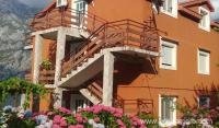 Grandis, private accommodation in city Prčanj, Montenegro